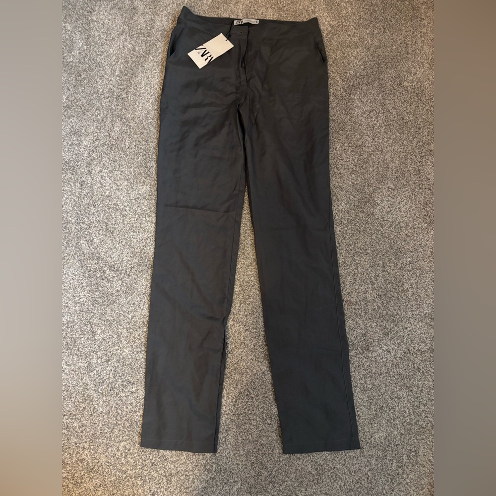 Zara women’s Charcoal Chino pants